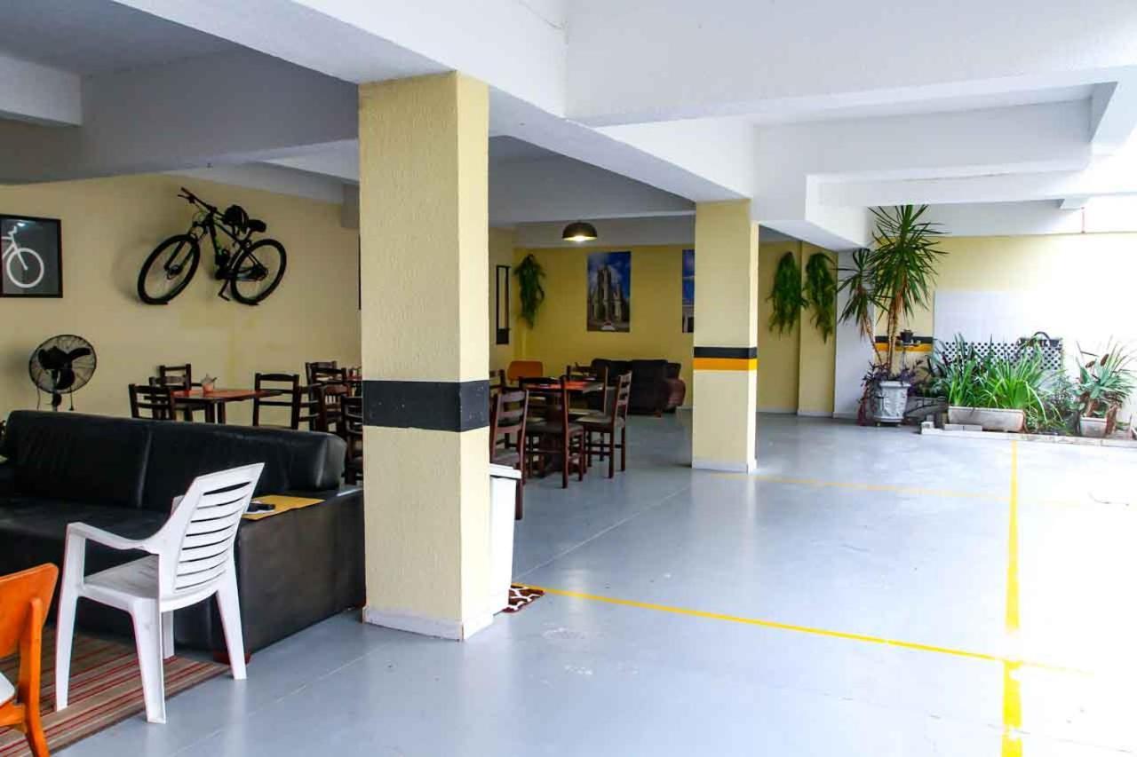 Hotel Flamboyant Taubaté Buitenkant foto