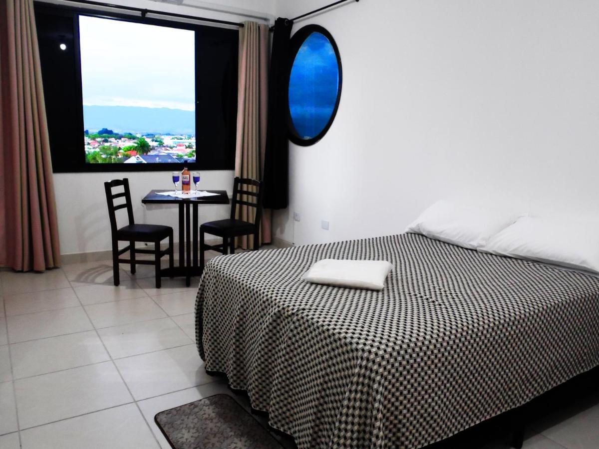 Hotel Flamboyant Taubaté Buitenkant foto